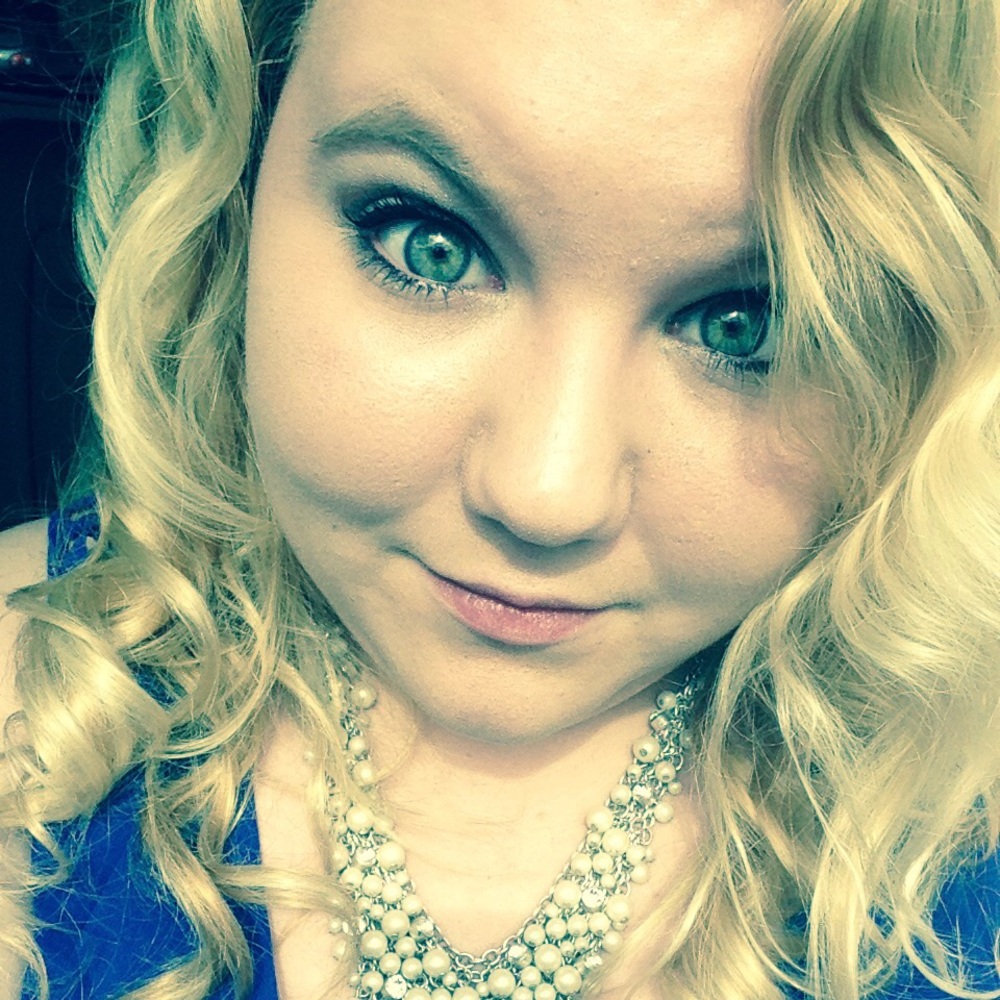 Meet your Posher, Courtney